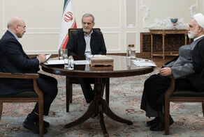 بیانیه مشترک سران قوا و تاکید بر تلاش برای حل مشکلات