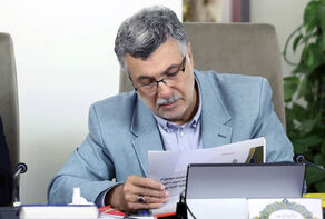 وزير الصحة الايراني يُثني على جهود القطاع الصحي في إنقاذ حياة آلاف المصابين في الحوادث الأخيرة