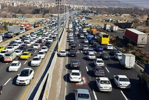 ترافیک سنگین در آزادراه تهران-کرج-قزوین؛ انسداد در جاده چالوس