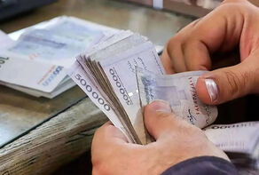 وزیر اقتصاد: حقوق کارمندان و بازنشستگان به موقع پرداخت می شود