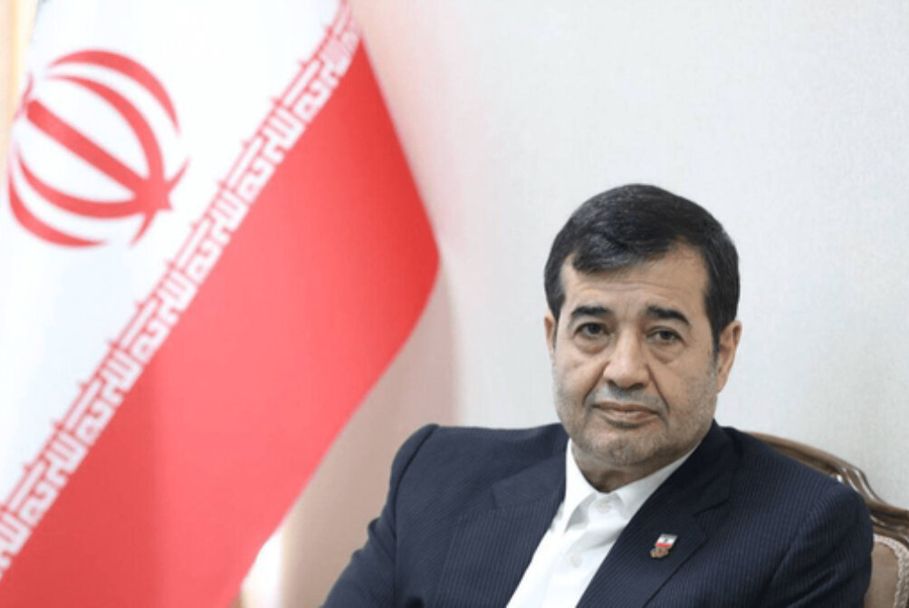 وزیر ورزش از بازگشت تیم فوتبال بانوان به ایران خبر داد