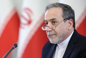 عراقچی : امروز جنگ به صورت مستمر به فروش می‌رسد