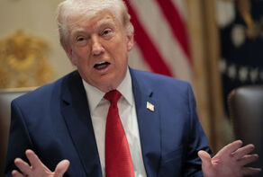 Трамп: Я стал мишенью сегодняшнего нападения / Это не связано с войной с Ираном
