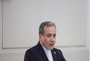 Аббас Аракчи выразил протест в связи с незаконным задержанием граждан Ирана в Кувейте