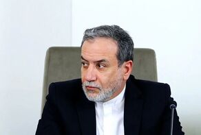Iran not created any obstacles in Strait of Hormuz: Araghchi