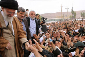 جمع آوری خاطرات و روایت های مردمی از رهبر شهید انقلاب