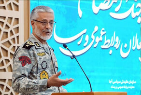 دریادار سیاری: رسانه خط مقدم جنگ نرم است