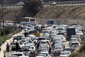 ترافیک پرحجم در راه‌های مازندران/ جاده چالوس از ساعت 16 یک‌طرفه می‌شود