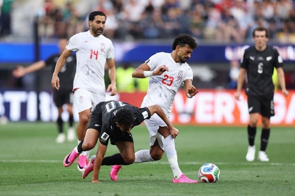 NGYyZGEQmL6R