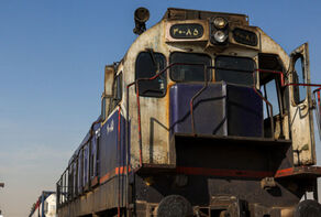 Iran, Pakistan move to boost bilateral trade as Taftan railway becomes customs station