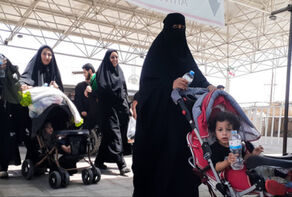 عبور 300 ألف شخص خلال أيام محرم عبر معبر مهران
