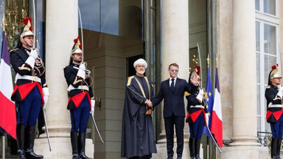 دیدار مکرون و سلطان عمان در کاخ الیزه