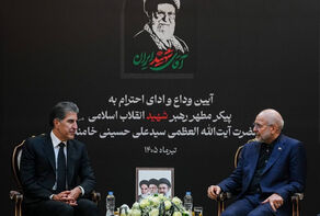 با منطق مذاکره می‌کنیم و در برابر زور می‌ایستیم