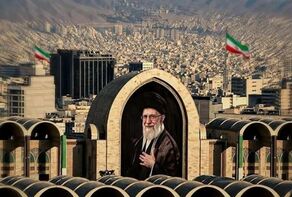 Widespread International Media Coverage of Farewell to the Martyred Leader