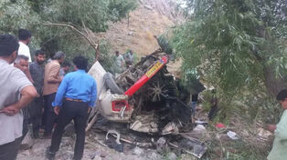 مرگ دلخراش 5 زن در سقوط مرگبار مینی‌بوس در جاده کاشمر