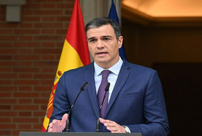 هجوم هزاران مهاجر از مرز مراکش؛ اسپانیا وضعیت اضطراری اعلام کرد