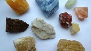 Iranian scientist discovers new luminescent variety in calcite family