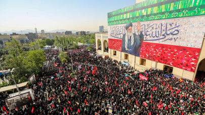 مراسم چهلم رهبر شهید در تهران؛ وداعی که پس از 40 روز همچنان تازه است