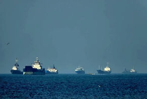 US Oil Reserves Hit a Half-Century Low; Washington Escalates Financial War Against Iran