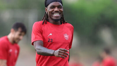 بیفوما قید تیم ملی کنگو را زد؛ دلیل تصمیم ستاره پرسپولیس چیست؟