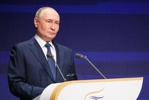 Путин: экономические отношения стран БРИКС строятся вдали от санкций