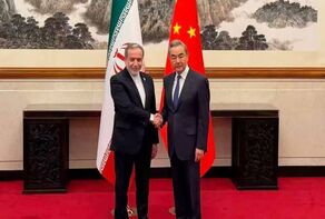 Araghchi meets his Chinese counterpart in Beijing