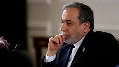 Araghchi mocks US 'novel solution' in dealing with Iran