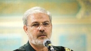 IRGC successfully tests weapon to target US aircraft carrier