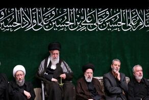 في الليلة الثالثة..مجلس عزاء حسيني مؤثر بحضور قائد الثورة