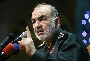 قائد الحرس الثوري: الشعب العراقي يعيش فتنة أميركية سعودية على أراضيه
