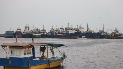 Drone hit a boat off southern Iran port of Sirik, 3 injured