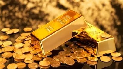 پیش‌بینی قیمت طلای جهانی امروز ۵ مهر ۱۴۰۵؛آیا طلا به کانال ۴۲۰۰ دلار سقوط می‌کند؟