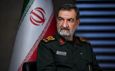 دبیر شورای عالی امنیت ملی: ترامپ در باتلاق نه مذاکره و نه جنگ گرفتار شده است