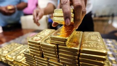 قیمت طلای جهانی امروز ۲۱ مهر؛ تنش‌های خاورمیانه طلا را عقب راند