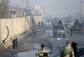في انهيار جديد لاتفاق امريكا مع طالبان.. 25 قتيلا بإطلاق نار باحتفال حضره سياسيون أفغان