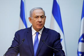 Netanyahu considers himself superior to the law