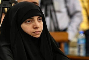 Leader of the Revolution Has a Strong Presence among the Lebanese Youth