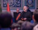 بغض افشین علا بر مزار رهبر شهید؛ اشعاری  که با اشک همراه شد