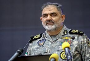 دریادار ایرانی: هم‌افزایی ارتش و سپاه پشتوانه اقتدار دریایی ایران است