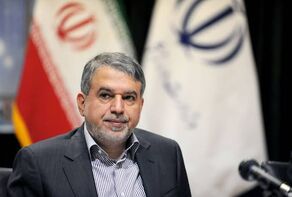 وزیر التراث الثقافی الایرانی یؤکد على ضرورة تسریع التحول الرقمی فی قطاع السیاحة

