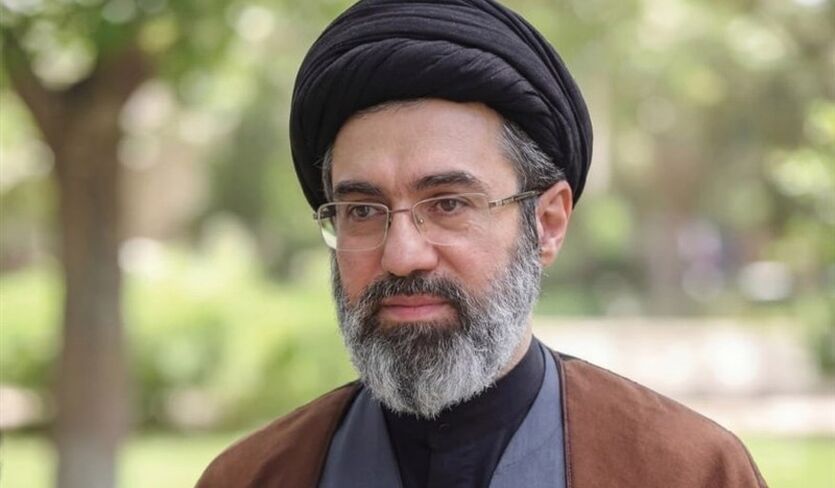 رهبر انقلاب: تقویت جامعه پرستاری و حفظ کرامت پرستاران دارای اولویت است