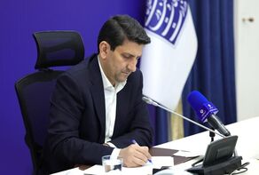 وزیر الاتصالات: ضربات العدو الصاروخیة لم تعطل مسار برنامجنا الفضائی

