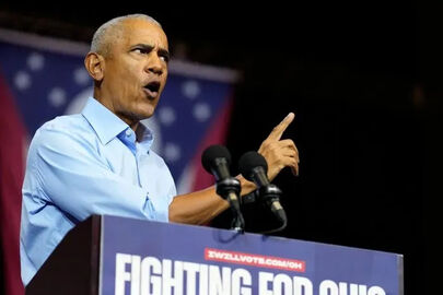 کنایه اوباما به ترامپ درباره مشغول بودن به هنر و کاردستی در دوران جنگ 