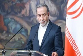 عراقجی یعلن خطة لإعادة فتح مضیق هرمز فی حال القبول بشروط إیران

