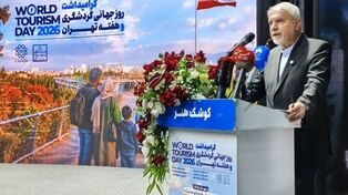 هوش مصنوعی به کمک گردشگری می‌آید، اما جای فرهنگ را نمی‌گیرد