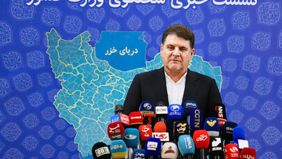 زینی‌وند: تبادلات مرزی ایران و پاکستان متوقف نشده است /وزارت کشور در حال بررسی ریشه‌های قتل‌های خانوادگی است