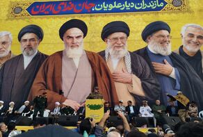 قیادی بحرس الثورة الاسلامیة محذرا العدو: أبا الصواریخ الإیرانیة متأهب للإطلاق
