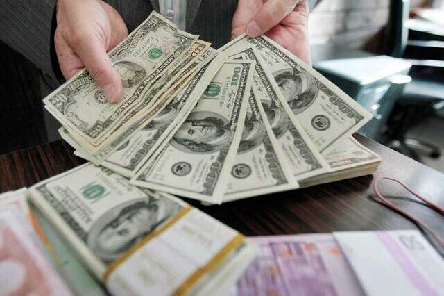 شرط جدید بانک مرکزی برای صندوق‌های ارزی؛ دریافت و پرداخت فقط با دلار آبی