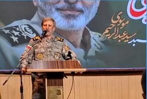 هشدار امیر حاتمی به کشورهای منطقه: تنگه هرمز، تنگه عزت و شرف ماست