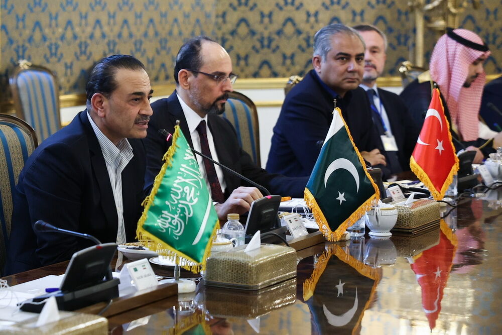 دیدار مقامات ترکیه، پاکستان و عربستان با رییس جمهور